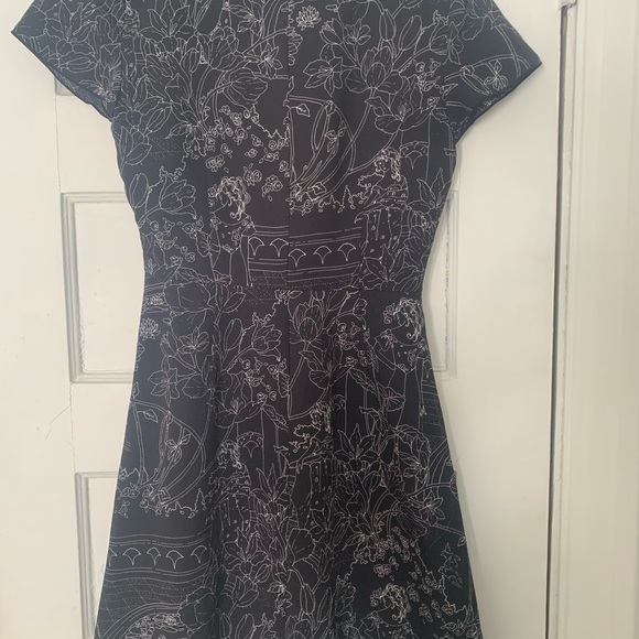 Babaton Aritzia Nazaire black and white dress - Picture 3 of 4